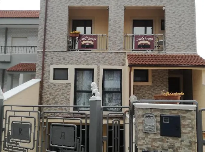 Santoronzo Bed & Breakfast Turi